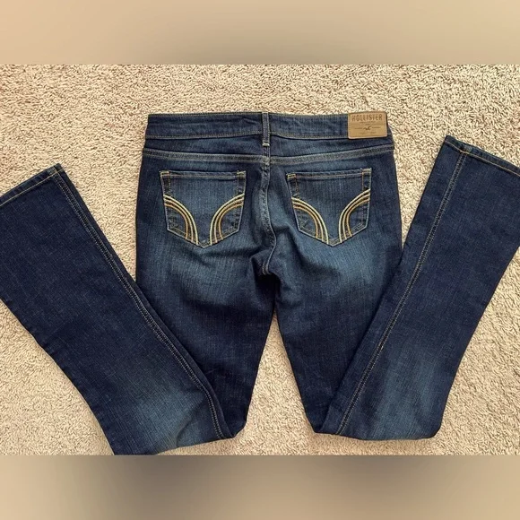 Hollister boot, cut low rise jeans, size 5L,inseam 33” NWOT - Picture 3 of 5